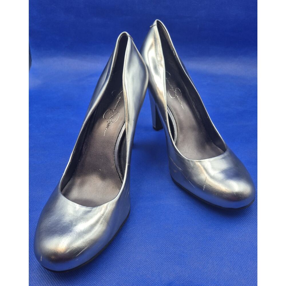 Jessica Simpson Silver Closed Toe Stiletto Heels 10B/40 Sleek & Sexy!